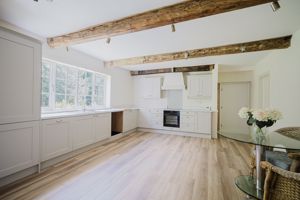 Breakfast kitchen- click for photo gallery